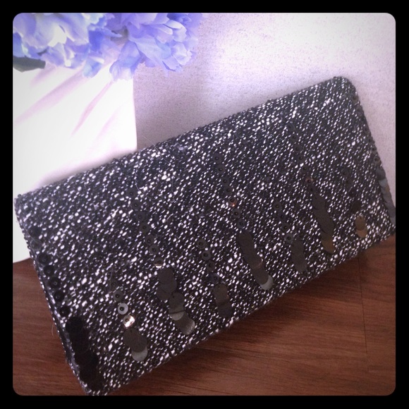 LaFayette 148 New York Clutch Purse NWOT