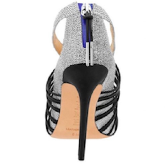 New!  LA.M.B  'Raivyn' Genuine Snakeskin Heels - Picture 3 of 4