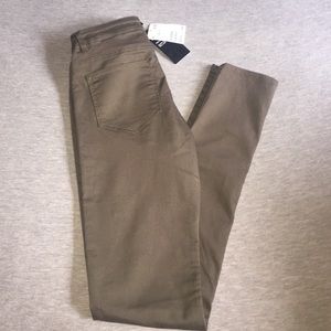 NWT H&M skinny jeans