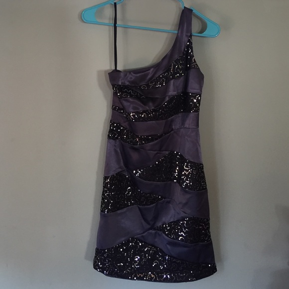 BCX Dresses & Skirts - One shoulder party dress