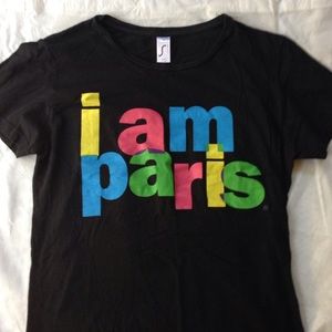 I am Paris shirt sz small