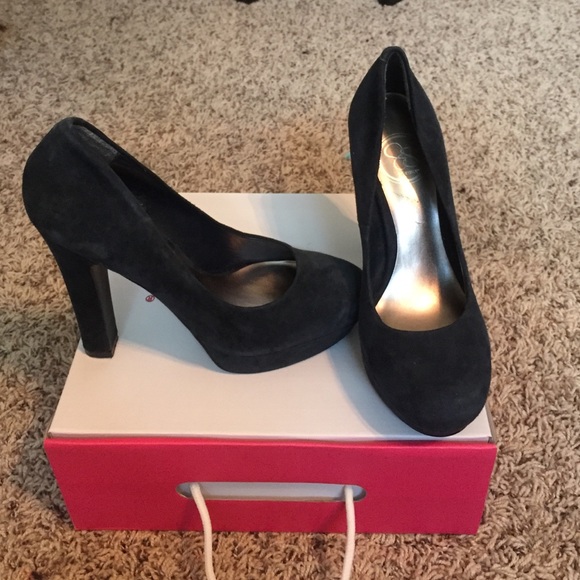 Jessica Simpson suede heels