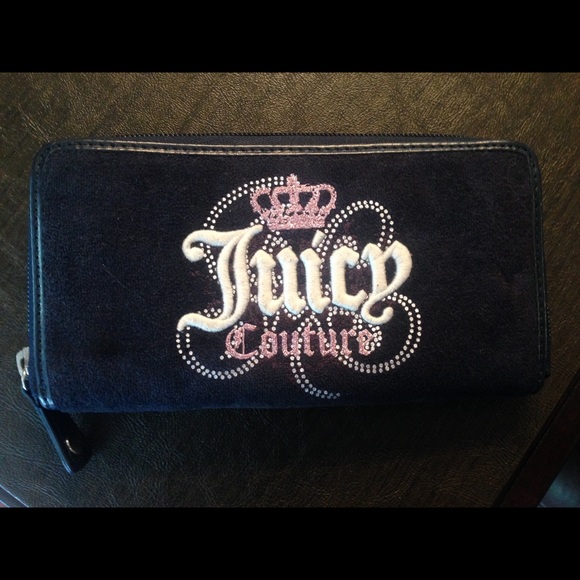 Juicy Couture wallet!