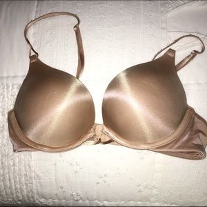 VS BOMBSHELL 32A