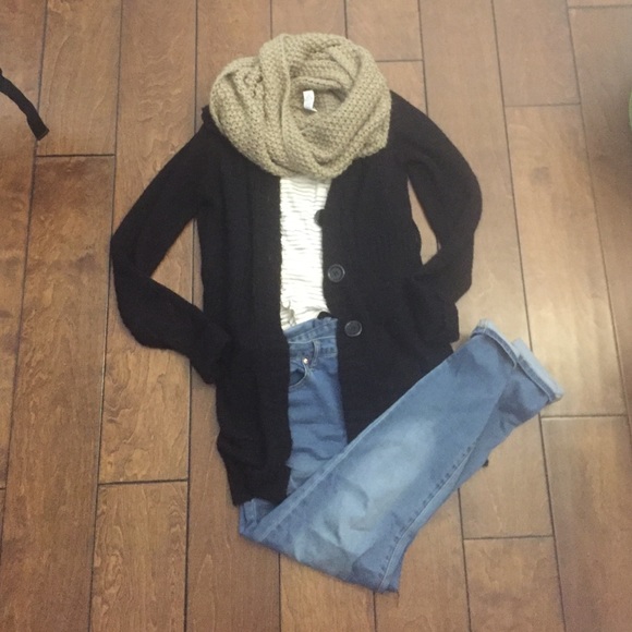 Black knit Sweater