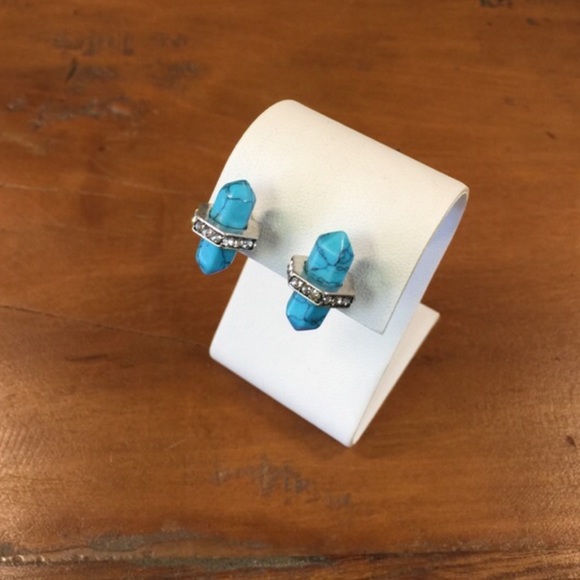 🆑CLEARANCE 🆕 OJDC Statement Earrings - Picture 2 of 3