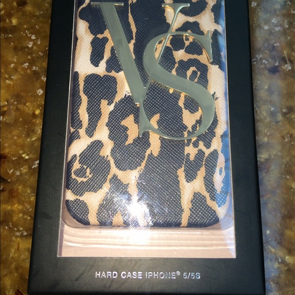 **SOLD** Cheetah Print iPhone 5/5s Case - Picture 3 of 3