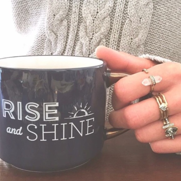 β οΈFLASHSALE πLAST1 π Statement Ring - Picture 3 of 4