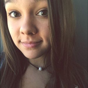 Meet your Posher, Zoë