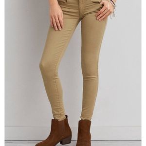 AEO Sateen Power Stretch Low Rise Jegging
