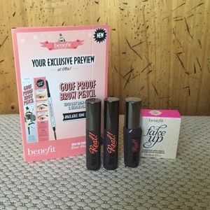 Benefit cosmetics deluxe sample lot