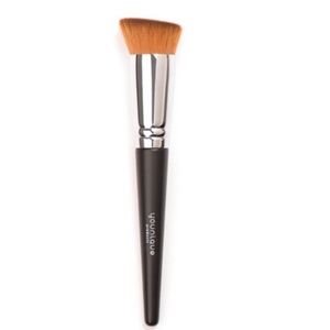 Younique Liquid Foundation Brush. Brand new.