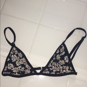 Brandy Melville bralette