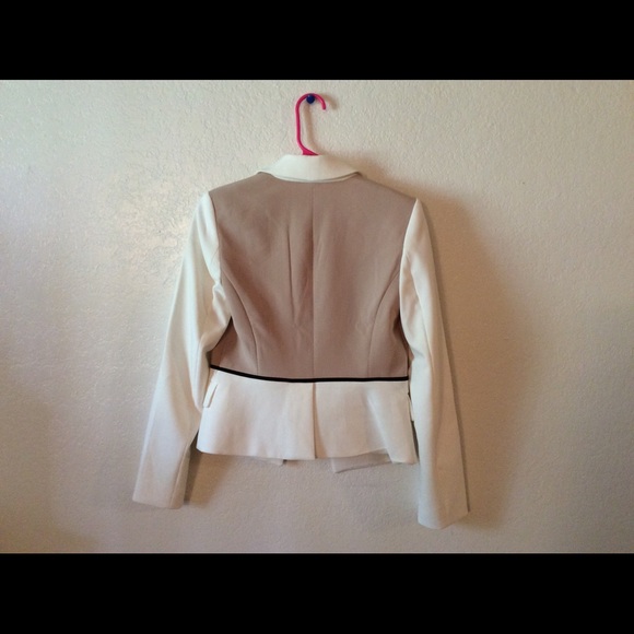 White House Black Market Blazer - Picture 2 of 4
