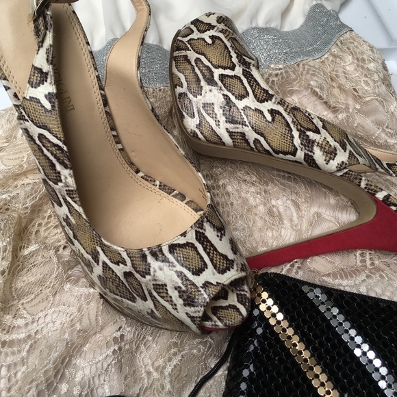 Enzo Angiolini pumps