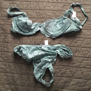 Bra and panty set