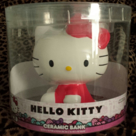 Hello Kitty bank