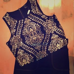 ❗️SOLD❗️Forever 21 Sequin Patterned Tank Top