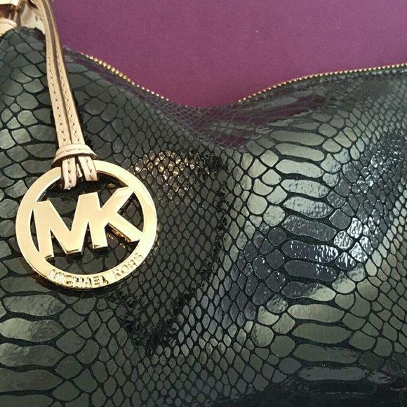 💲SOLD💲Michael Kors Bag - Picture 2 of 4
