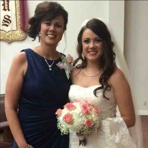 Meet your Posher, Holly