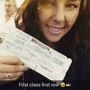 Meet your Posher, Lauren