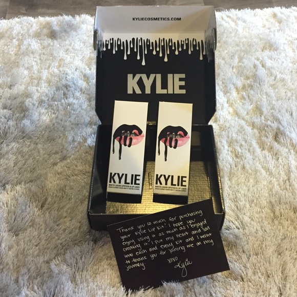 Dead of night Kylie lip kit. NEW.AuthenticNo trade - Picture 2 of 4