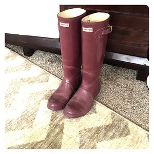 Burgundy hunter boots!