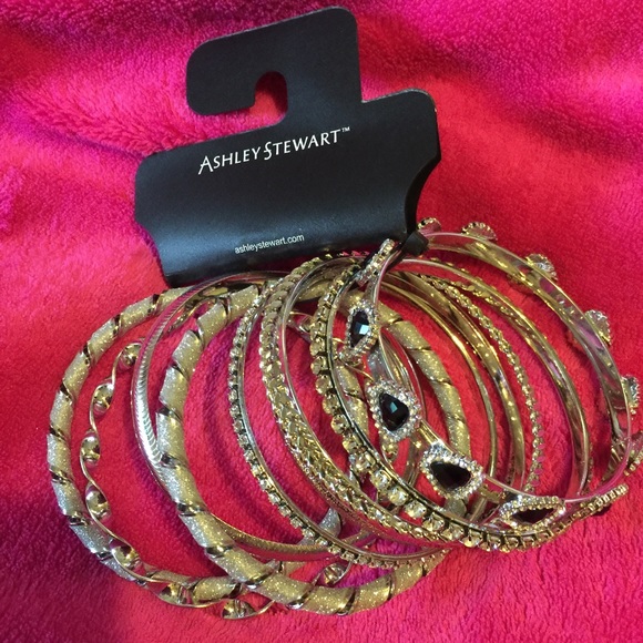 Silver fashion bangles