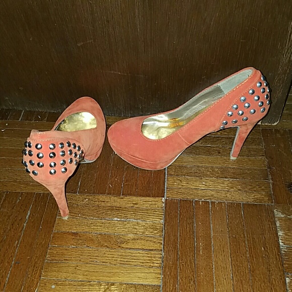Women's pumps
