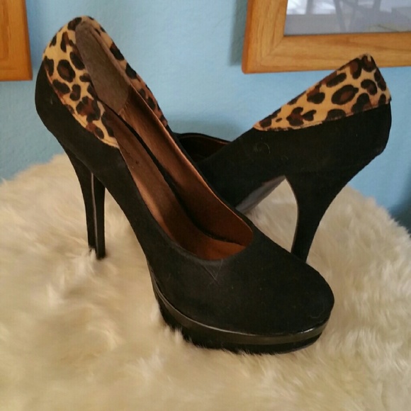 1 DAY SALE!  Leopard trim pumps platform