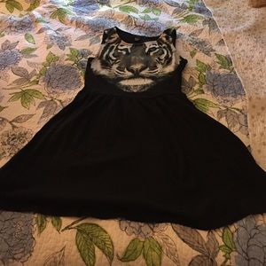 Black dress with Tiger