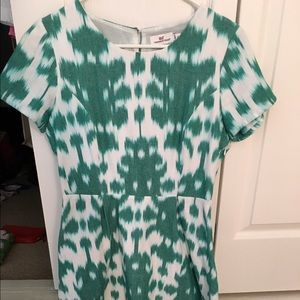 Vineyard Vines Fit & Flare Ikat dress women's 6