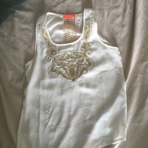 Boutique tank