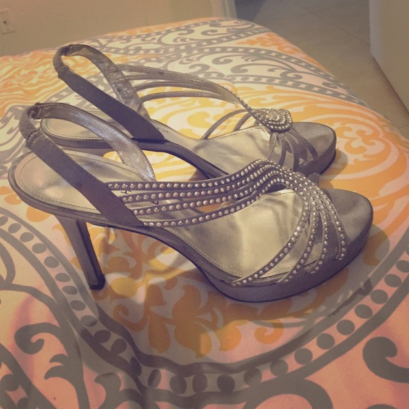 Beautiful silver heels!