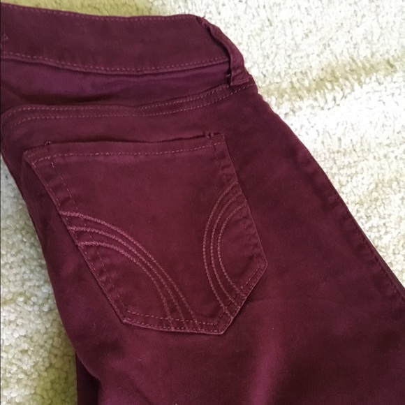Maroon Hollister Skinnies - Picture 4 of 4