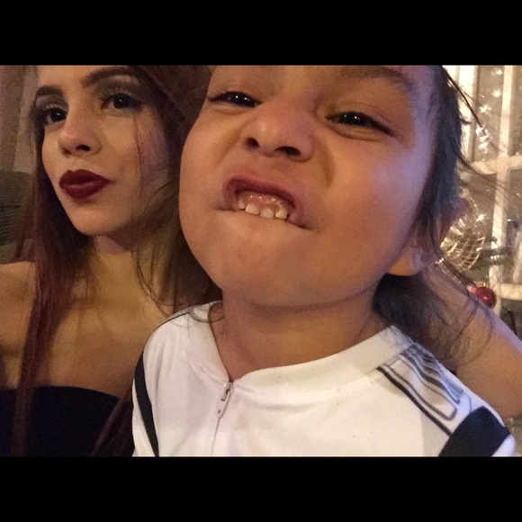 Meet your Posher, Christine