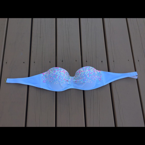 VS swimsuit top - Picture 1 of 3