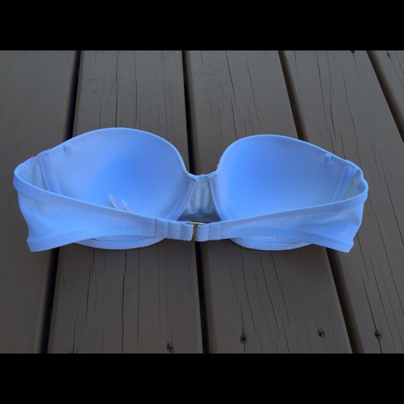 VS swimsuit top - Picture 2 of 3