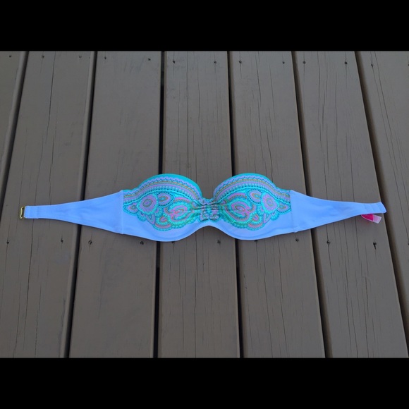 VS swimsuit top - Picture 1 of 3