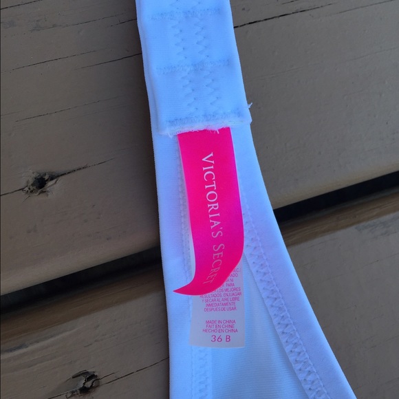 VS swimsuit top - Picture 3 of 3