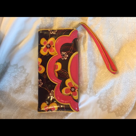 Vera Bradley Wallet/Clutch