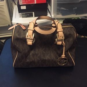 Michael Kors Grayson Medium Monogram Satchel