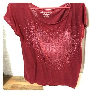 Cute tee. Good condition!