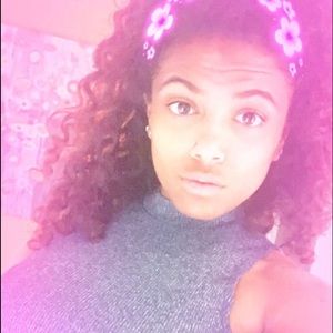 Meet your Posher, Rhetta