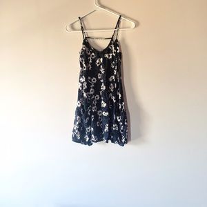American Eagle Flowery Dress