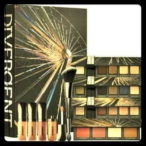 Urban Decay Naked *DIVERGENT* Palette