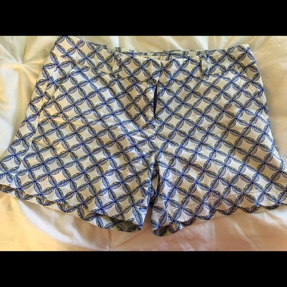 Vineyard vines women's short size 6
