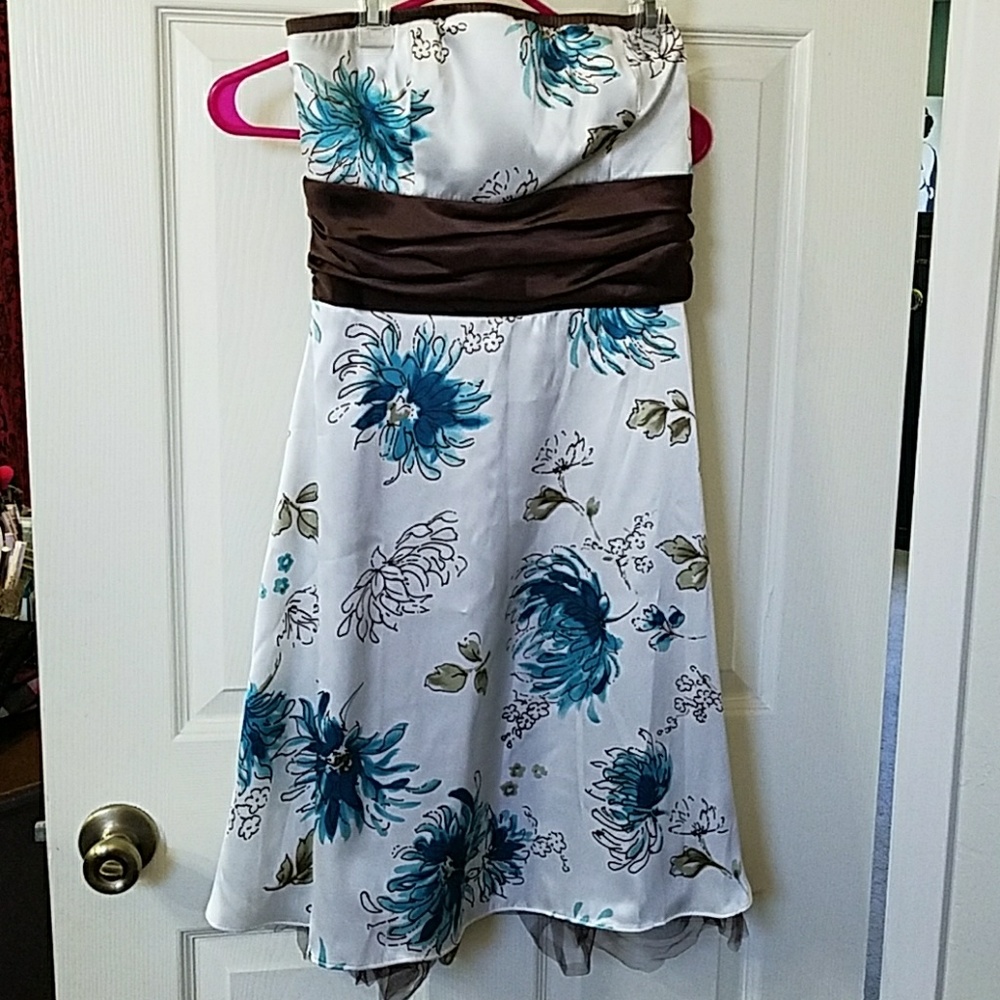 (SOLD) Summer Floral Dress