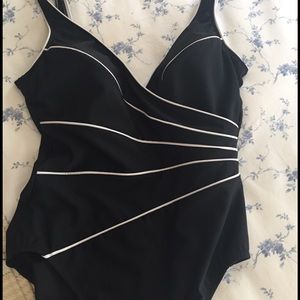 Cute Black Bathingsuit