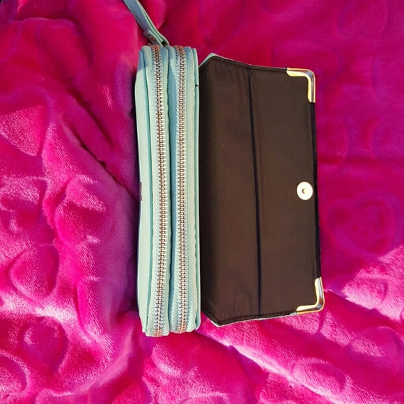 Wallet - Picture 2 of 2